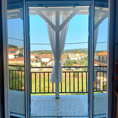 Blue Window Apartment Finikounta Bagian luar foto