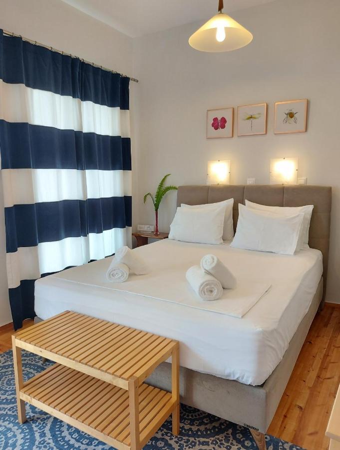 Blue Window Apartment Finikounta Bagian luar foto